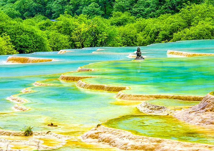 huanglong-park-jiuzhaigou5